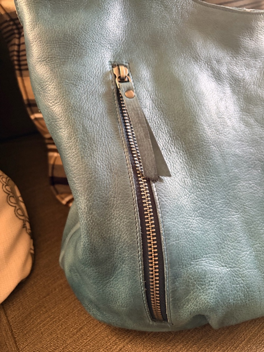 LATICO Camila Shoulder Bag in Denim - Picture 7 of 8